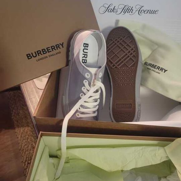 Burberry Check Canvas Snearkers - Picture 2 of 3